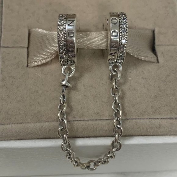 Pandora-Logo-Heart-Safety-Chain - Picture 2 of 5